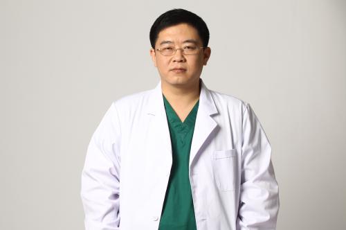 北京鼻修復(fù)專家權(quán)威有哪些？劉暾和劉彥軍哪個好？